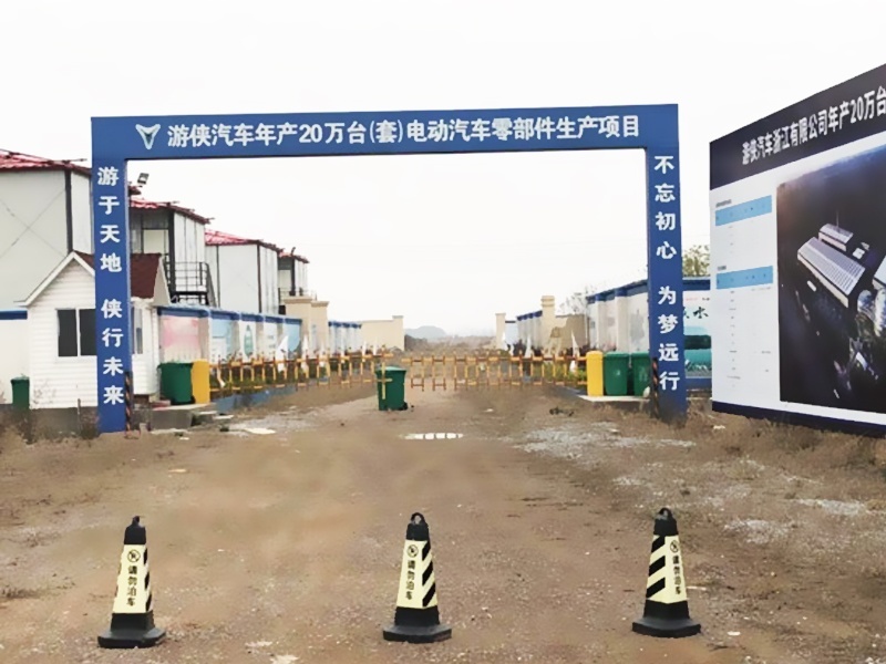 都是刚起步的国产新兵，车与车之间的差距也太大了吧