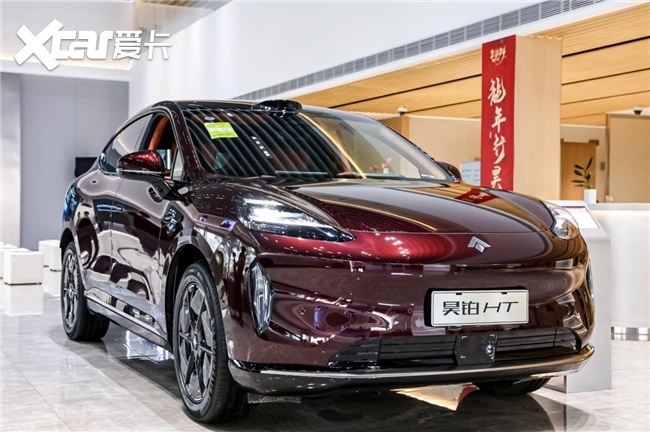 20万预算选大五座纯电SUV，昊铂HT的贴心你懂，小鹏G7呢？