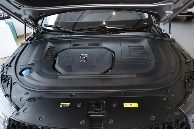 奔腾T99是台怎样的车？L1-L5级别自动驾驶又代表什么