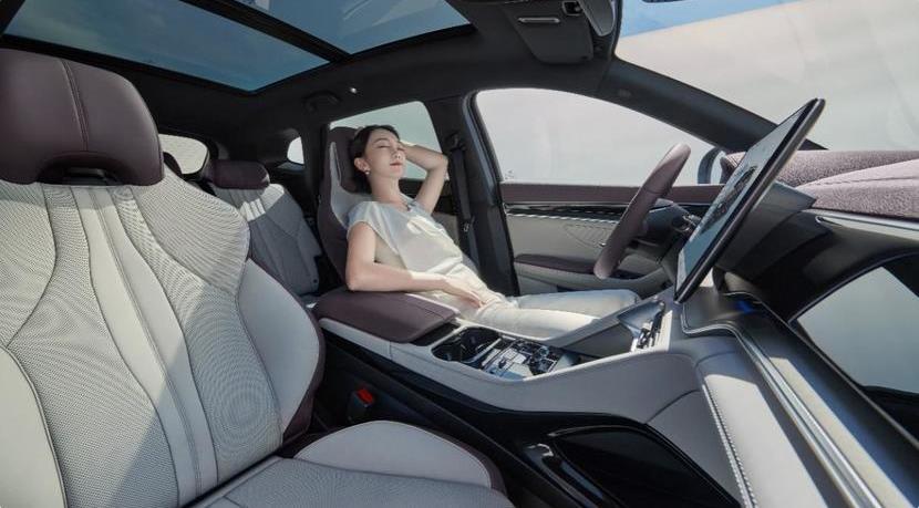 加量不加价：低调纯电车闷声干大事，比亚迪加推2025款宋PLUS EV