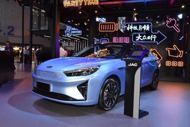 江淮iC5明日正式上市 预售15.5万起/综合续航530km