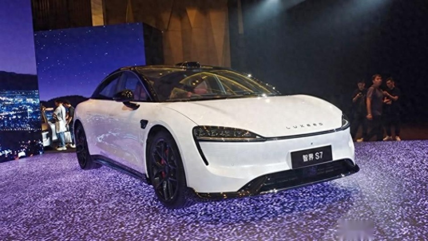 续航其实能超800公里，余承东为啥不给智界S7用CTC？