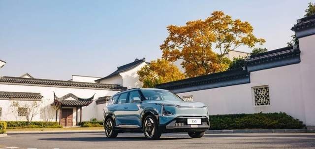 起亚EV5打造精致的百变生活智舱丨Experience