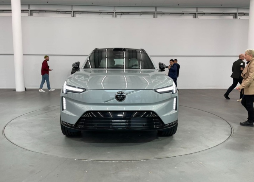 沃尔沃EX90实车首发；比亚迪元PLUS即将在日本上市