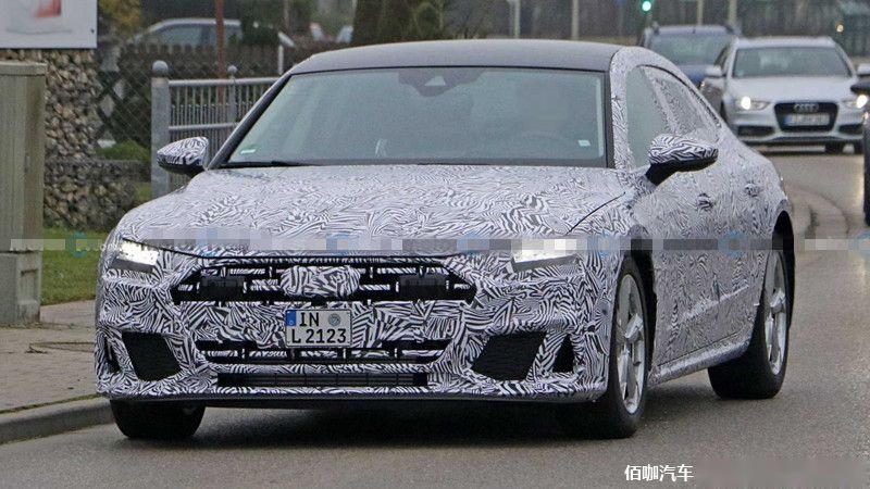 audi-a7l-spy-photos (1).jpg