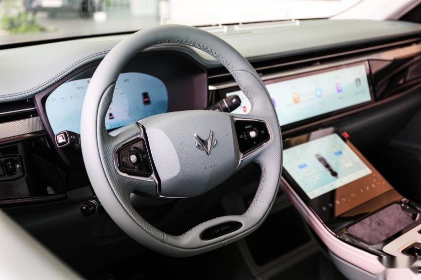 何为称职家用车？极狐阿尔法T森林版给你答案