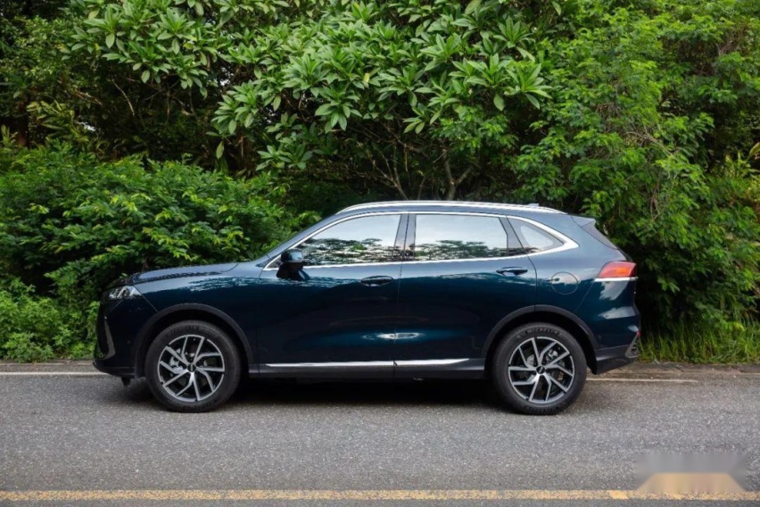 浅尝“加料”后的拿铁DHT-PHEV，油耗惊喜、细节让奶爸微笑