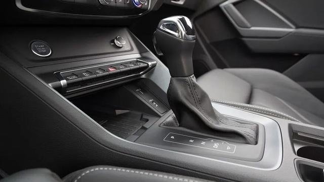 奥迪Q3对比沃尔沃XC40，同为紧凑型SUV，谁更胜一筹？