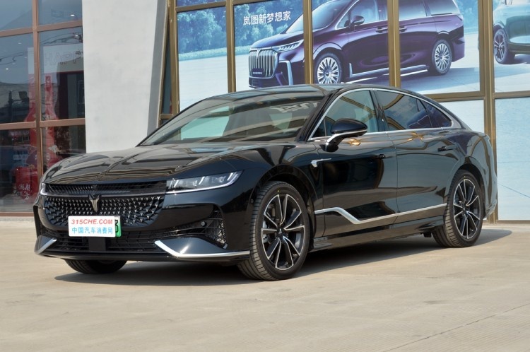 30万内除了极氪001还能选什么？这款精品混动轿车给出了答案！