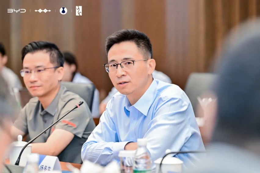 比亚迪易三方、第五代DM技术：开启技术新篇章 赋能品牌竞争力