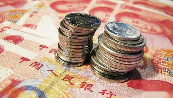 车市为啥低迷难翻身？6亿人月入仅1000元，老百姓真没钱买车