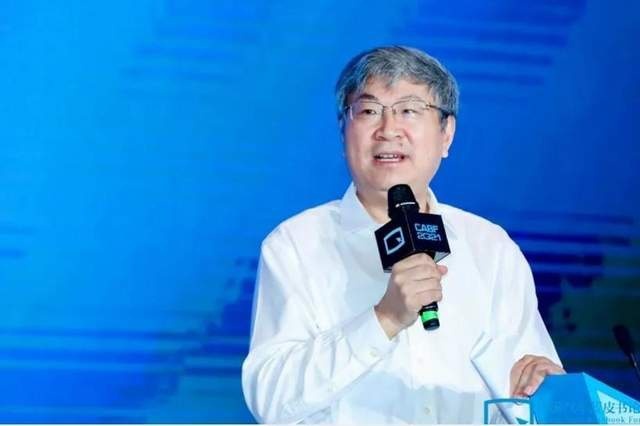 尹同跃：25年“翻手为云”，下个10年“覆手为雨”