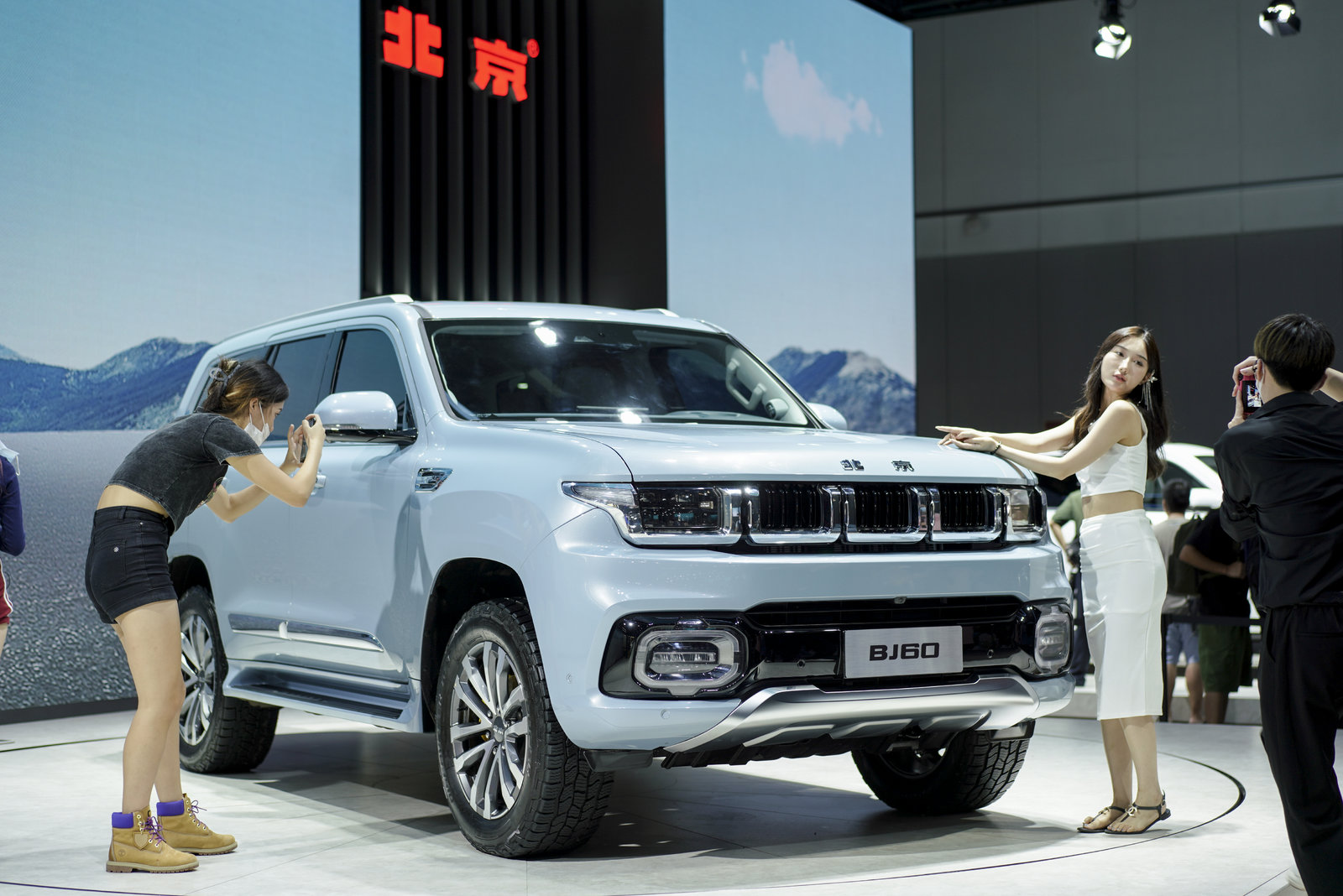 ���ˡ���ҡ����Ը񣬱���ԽҰBJ60���С����桱��Ӳ��