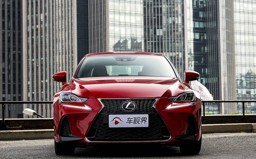 运动与优雅兼容，试驾雷克萨斯IS 300 F SPORT
