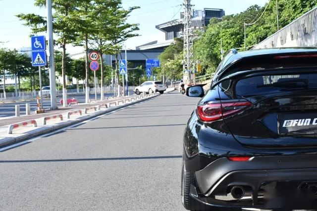 英菲尼迪不发威，你还当我是奇瑞？QX30也要做不务正业的SU