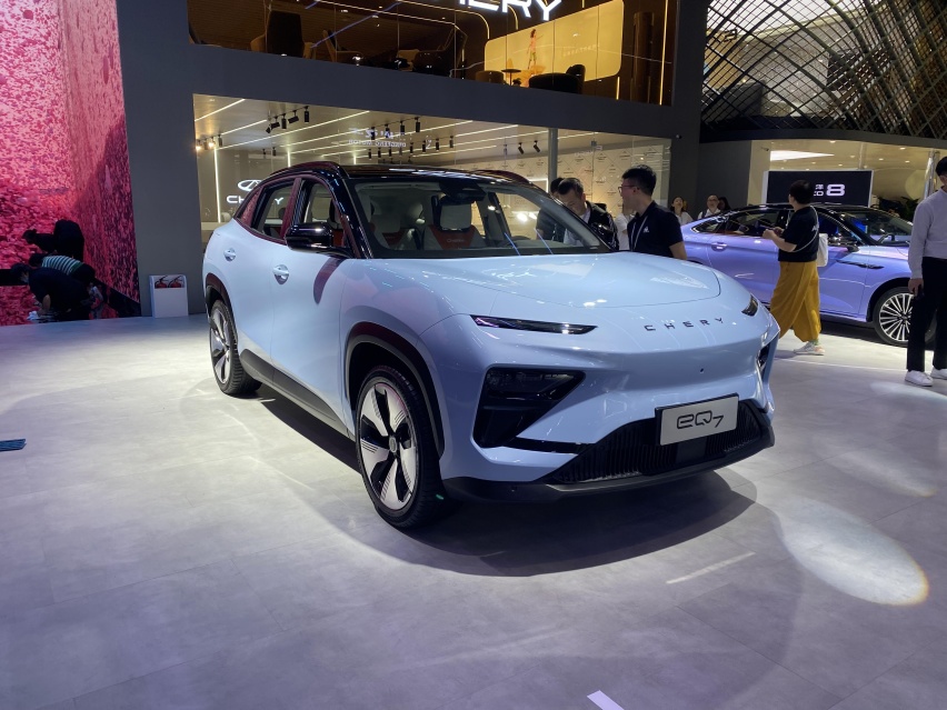纯电动中型SUV 奇瑞新能源eQ7首发亮相 基于全铝平台打造