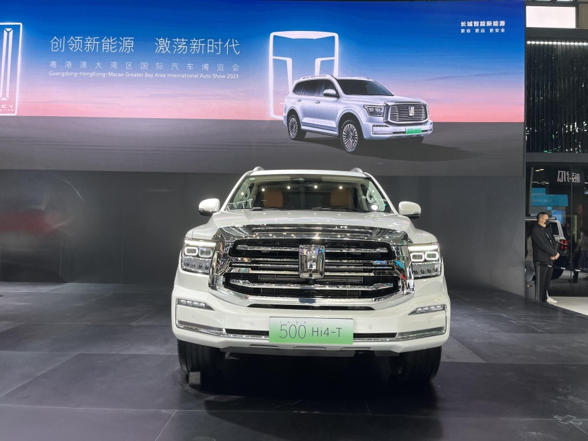 最大综合功率300kW,零百加速6.9秒,坦克500 Hi4-T太强了