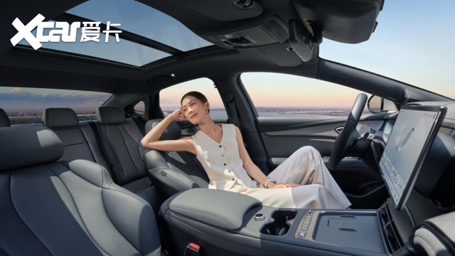 比亚迪杀疯了！海豹07DM-i改款即满配，续航超1500公里，还带激光雷达，15万级闭眼冲？