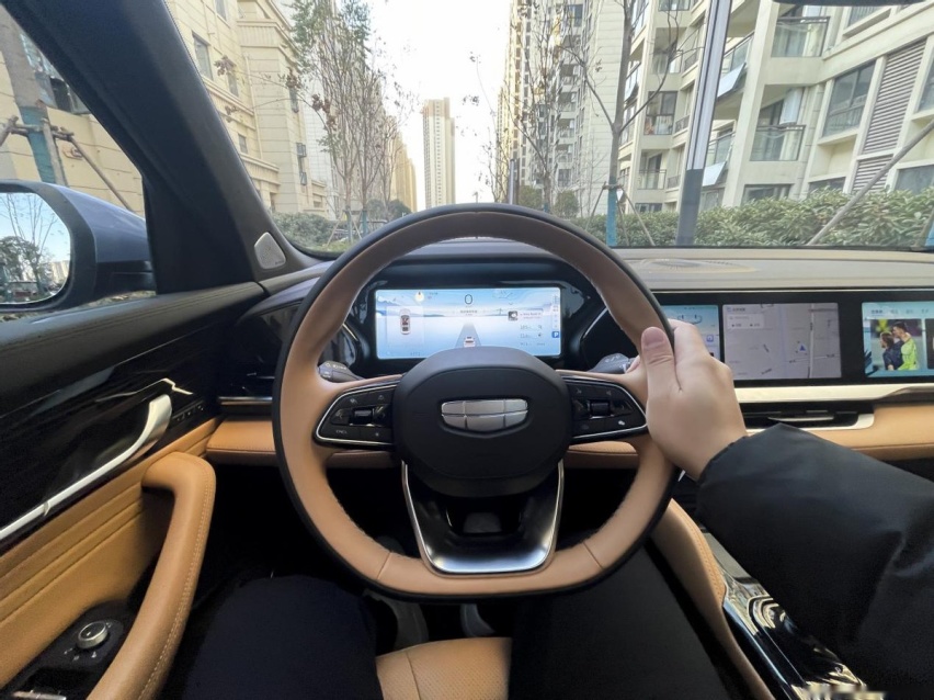 买一得三，续航超1300km，星越L Hi·P用实力叩开用户心门