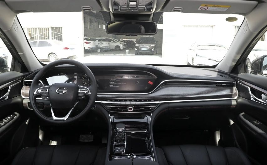 2.0T+爱信变速，长超5米！15万拥有30万实力，还能自动驾驶