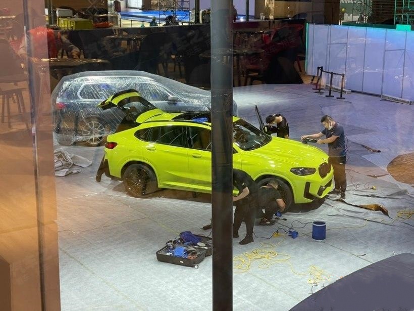 新款宝马X4 M展馆实拍图曝光，将在成都车展全球首发