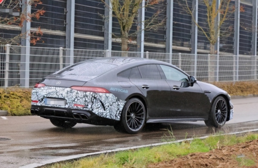 奔驰AMG GT73e渲染图 4.0T V8发动机+电机