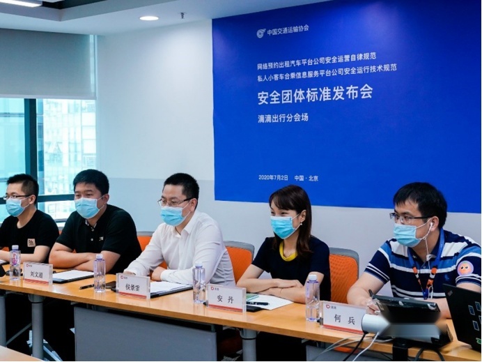 特斯拉又双叒叕降价了，全新宝马4系或成都车展首发