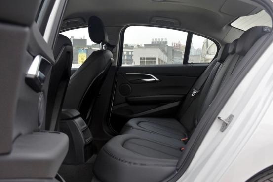 这三款豪车，14.33万元起售，开豪车不再是梦