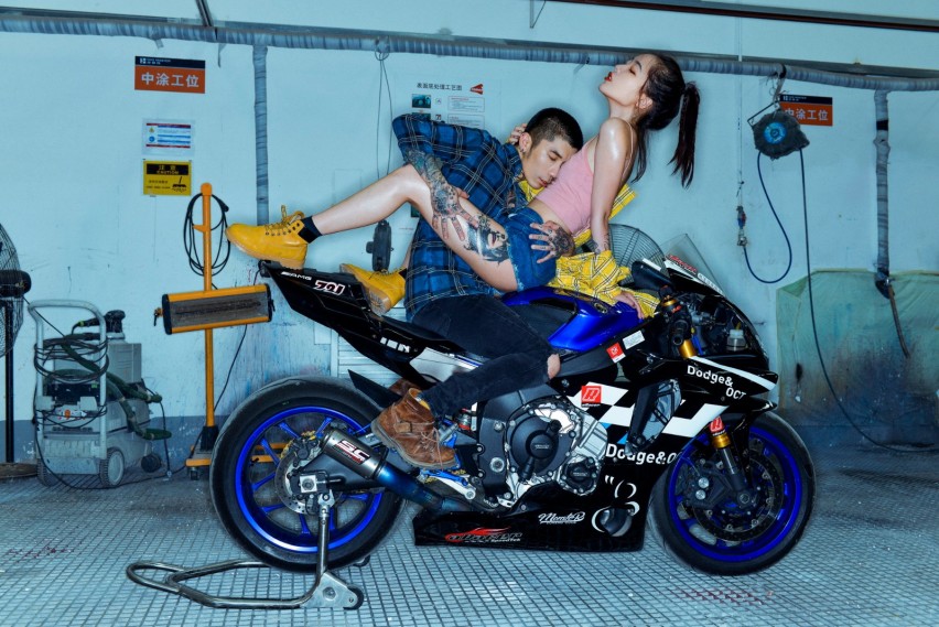 《加98》嫩模、摇滚新星、道奇皮卡、YamahaYZF-R1