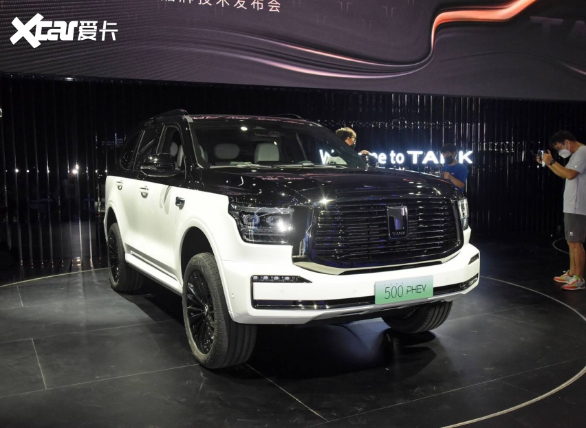 实拍坦克500 PHEV，带电后，豪华与硬派的结合更有意义了
