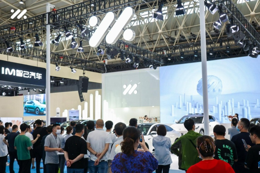 2023华中国际车展，智己LS7来了！