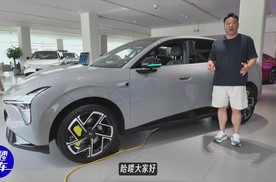 探店实拍12.38万起的小鹏MONA L03，增程纯电双动力+高阶智驾