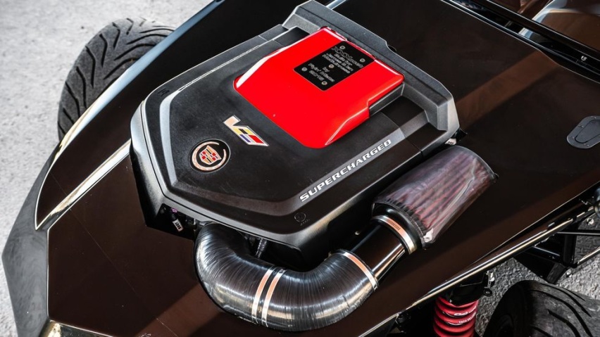 公路卡丁车534匹V8发动机 留用马自达MX-5底盘部件