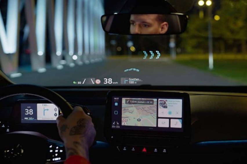 id_family-id-comfort-ar_heads_up_display-1920×1280.jpg