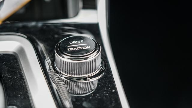 最会玩“性价比”的韩系车，10万出头给你这台SUV