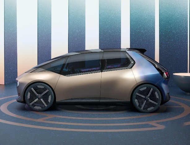 BMW i 循环概念车以数字设计创造智能可持续城市出行体验