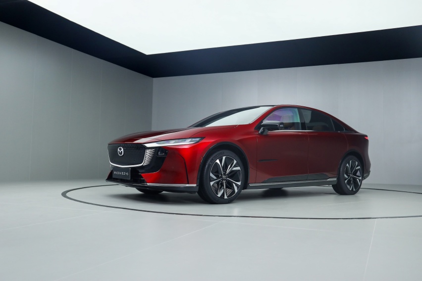 经典和现代的绝美融合体，MAZDA EZ-6一眼怦然心动