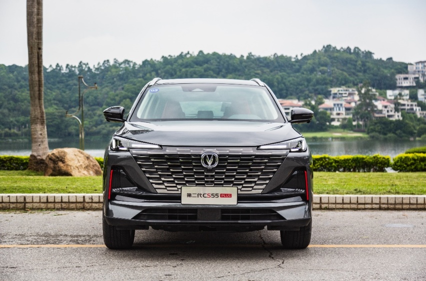 长安汽车第二代CS55PLUS来袭，预售价10.69万起