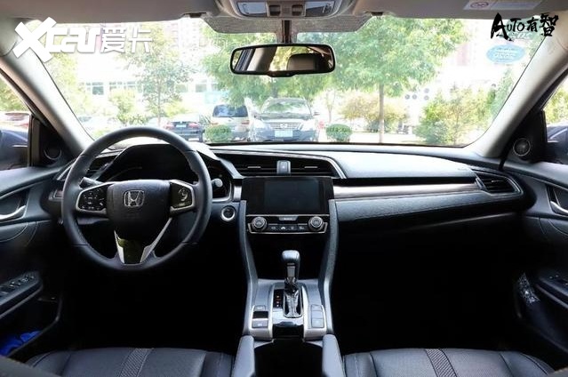 ​定位凑型家用轿车，本田思域你喜欢吗?