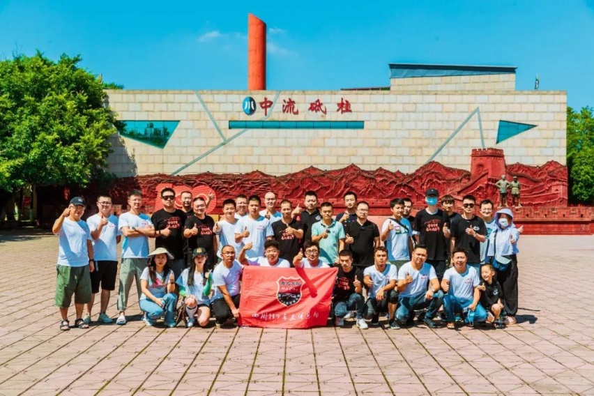 开哈弗H9的这群人有啥不一样？因车结缘，因路成为朋友