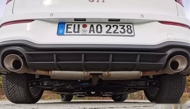 朋友再见，这就是终点 | 海外试驾高尔夫8 GTI Clubsport