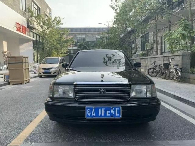 20年前粤A牌皇冠卖15万,那