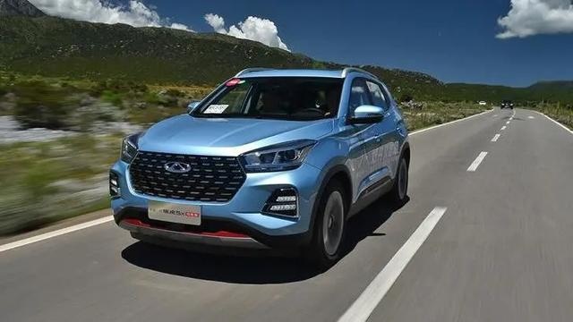 全套驾驶辅助，1.5T+9CVT，这台车堪称小号瑞虎8