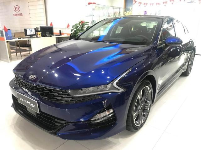 翻身之作？起亚全新一代K5探店，看完会忍不住下订