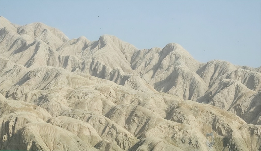 开着纯电横穿南疆，探吃喀什古城，美景“数不胜数”