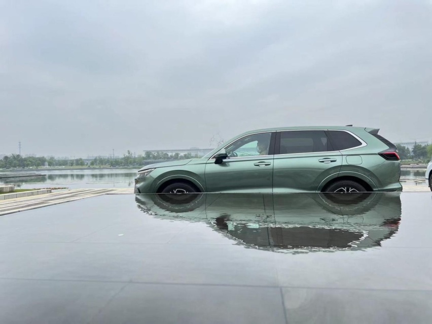 不止是颜控，好开好乘好省，试驾全新一代皓影e:PHEV