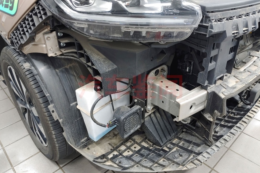 工艺品质追平同价等级燃油车 威马EX5拆解报告 防护有待提升