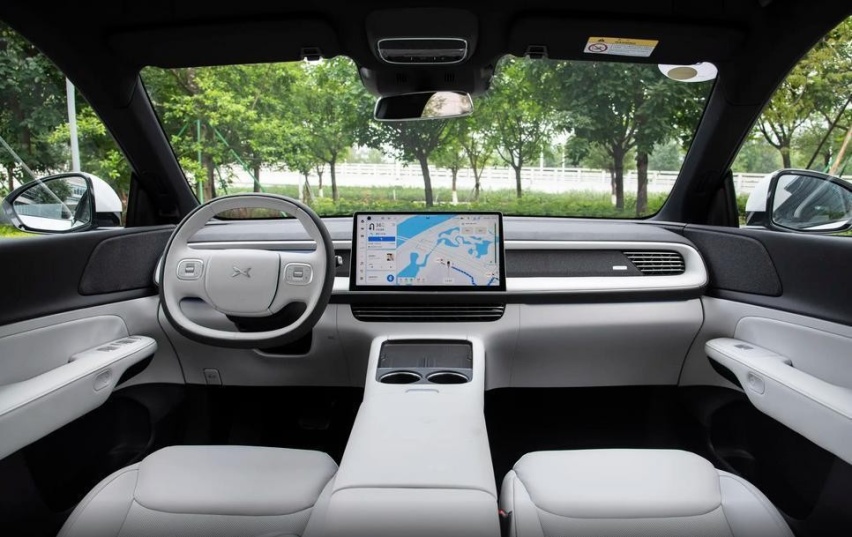集“全村”的希望？对标特斯拉Model Y，小鹏G6够不够格