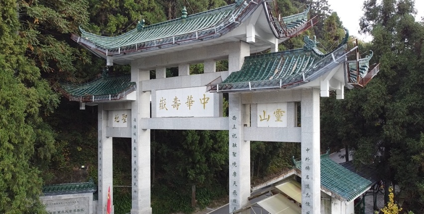 驶向第三极：大侠已逝，人非物是景还在