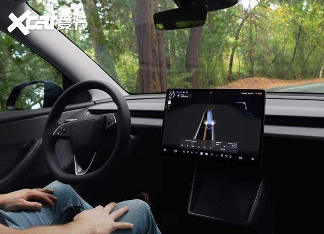 特斯拉推出“平价版Model 3”，8月底上市，值得买吗？